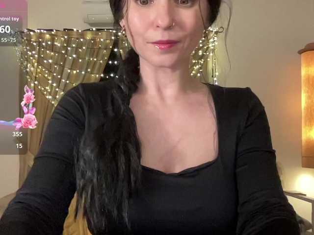 LilithNewdawn's BongaCams show and profile