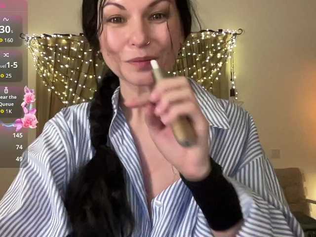 LilithNewdawn's BongaCams show and profile