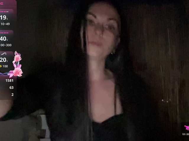 Sex chat gratuit in direct cu LilithNewdawn pe BongaCams