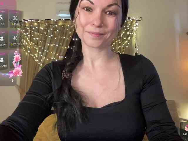 LilithNewdawn webcam