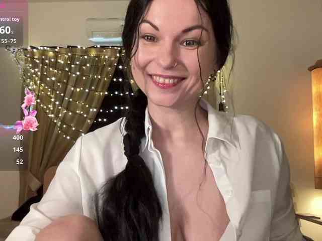 LilithNewdawn webcam