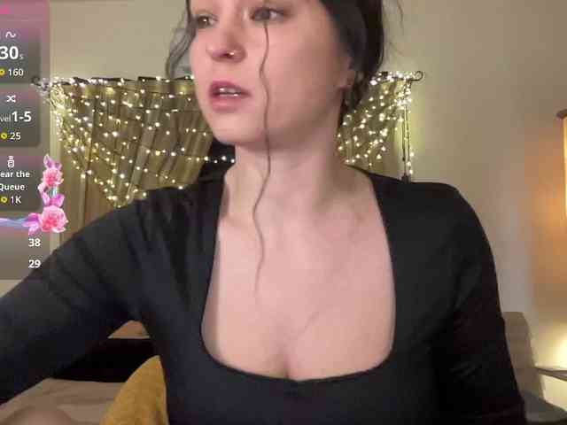 LilithNewdawn webcam