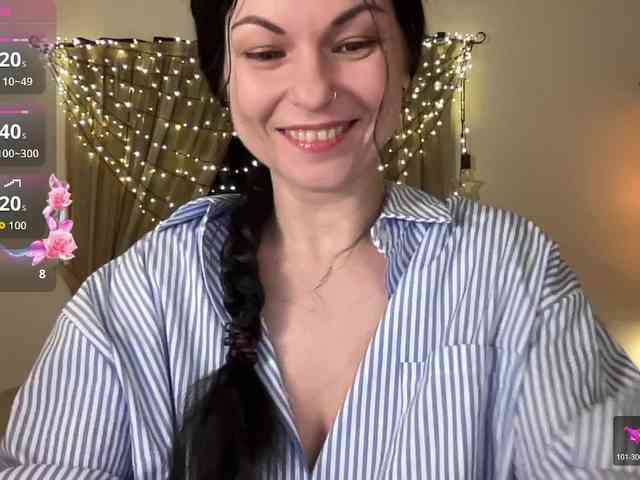 LilithNewdawn webcam