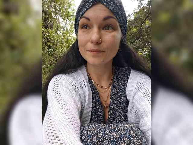 LilithNewdawn webcam