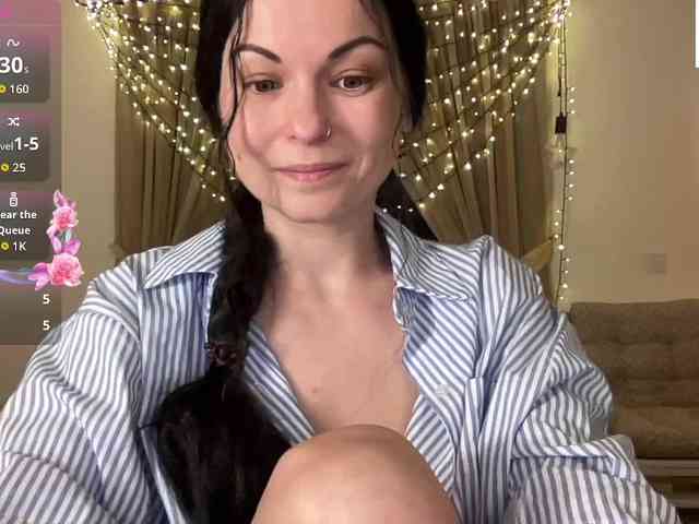 LilithNewdawn webcam