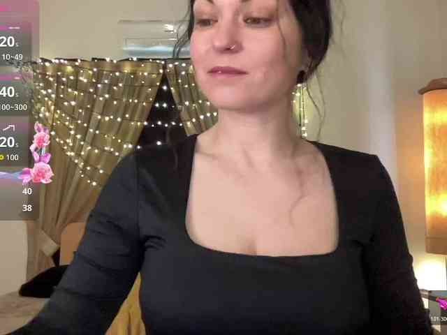 LilithNewdawn webcam