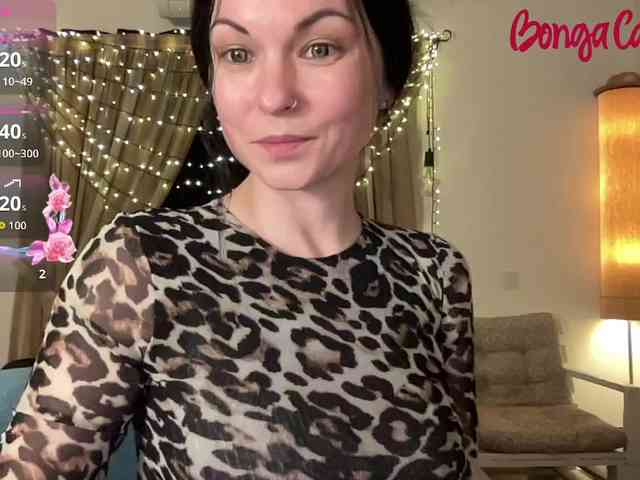 LilithNewdawn webcam