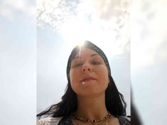 LilithNewdawn webcam