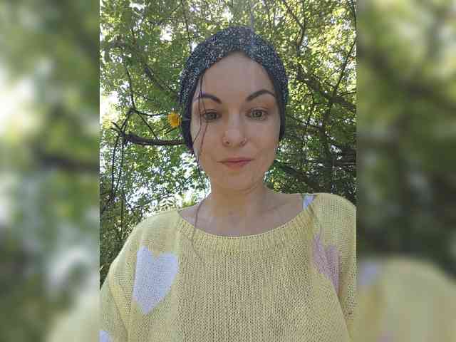 LilithNewdawn webcam