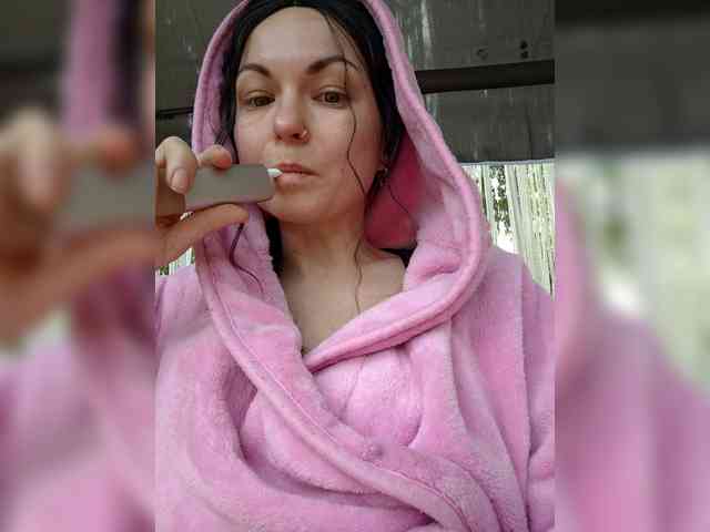 LilithNewdawn webcam