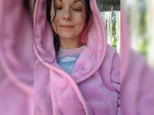 LilithNewdawn webcam