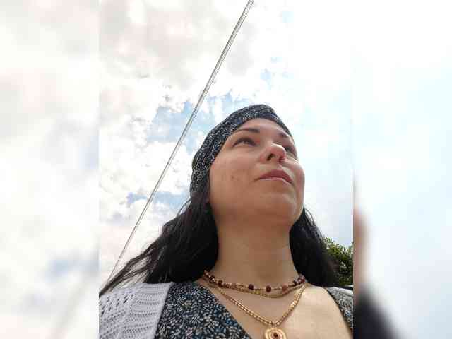 LilithNewdawn webcam