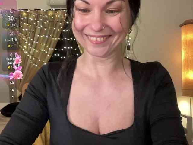 LilithNewdawn webcam