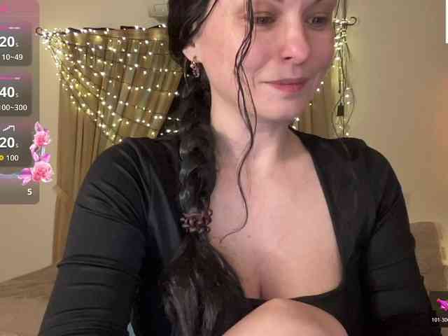 LilithNewdawn webcam