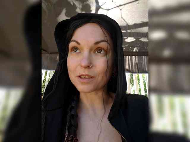 LilithNewdawn webcam