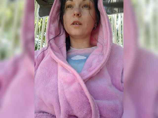 LilithNewdawn webcam