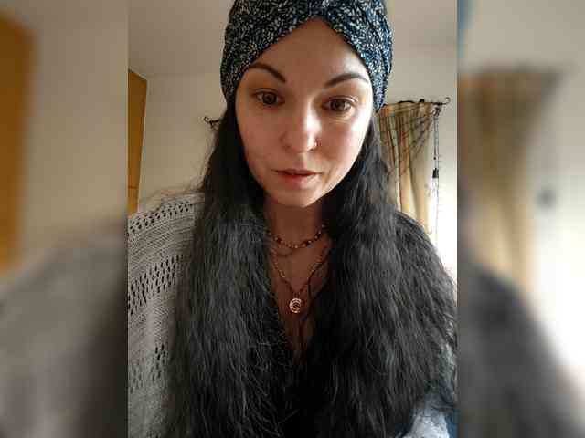 LilithNewdawn webcam