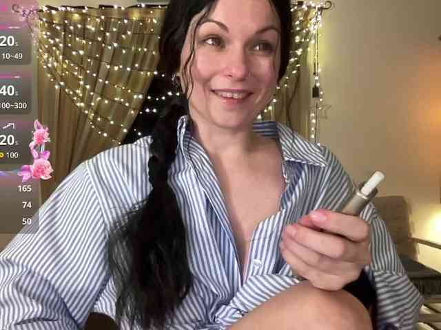 LilithNewdawn webcam