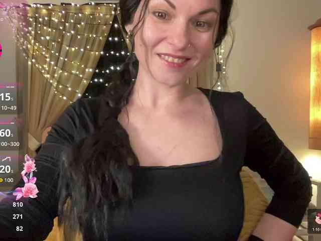 LilithNewdawn webcam