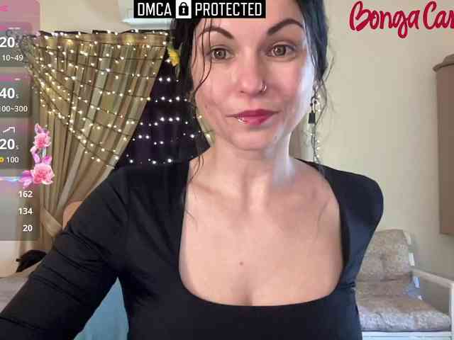 LilithNewdawn webcam