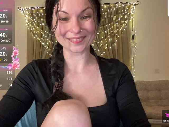 LilithNewdawn webcam