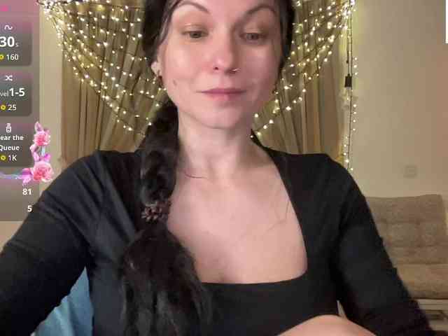 LilithNewdawn webcam