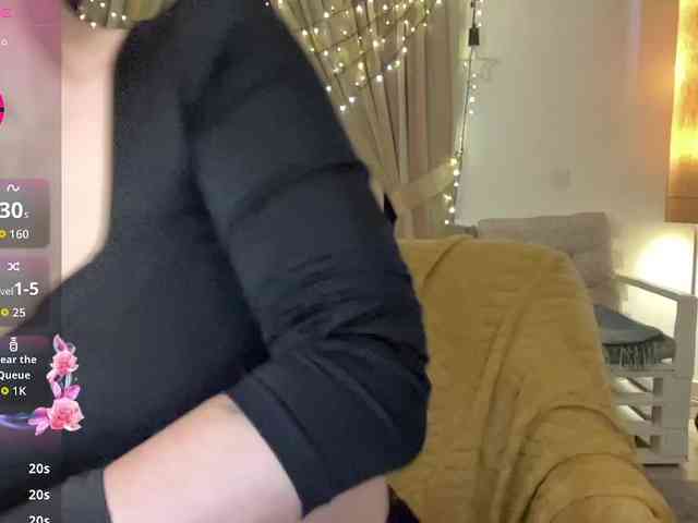 LilithNewdawn webcam