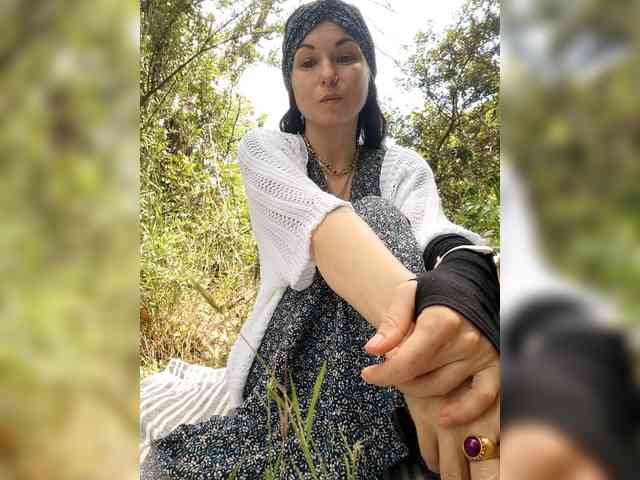 Model: lilithnewdawn