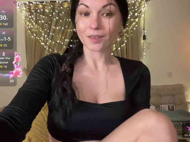 LilithNewdawn webcam