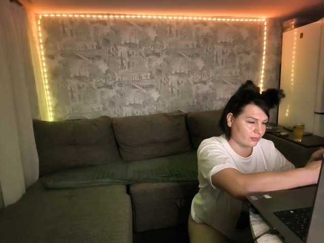 Anastasia77771 live cam on BongaCams