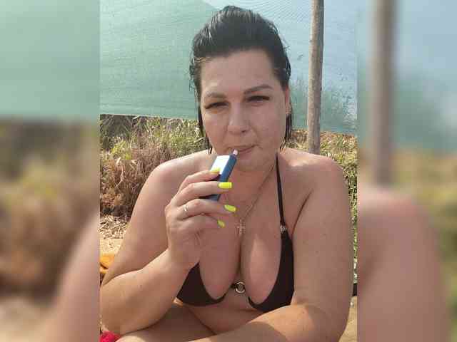 Anastasia-Sladkaya webcam