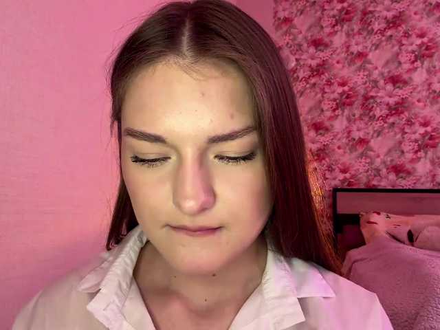 HildaSoscia's BongaCams show and profile