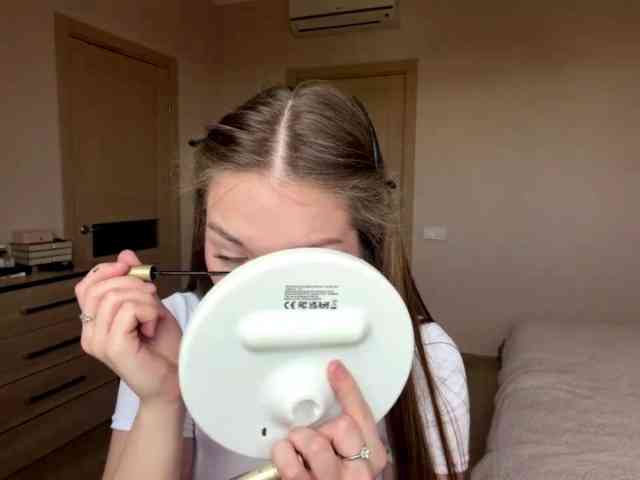 HildaSoscia webcam