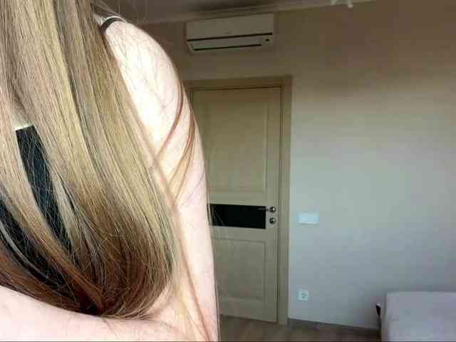HildaSoscia webcam