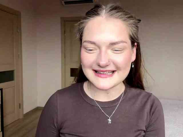 HildaSoscia webcam