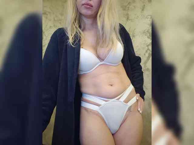 NyokoAnya11 webcam