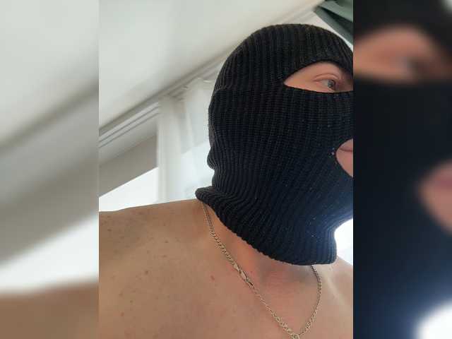 Pusydiamond live webcam show