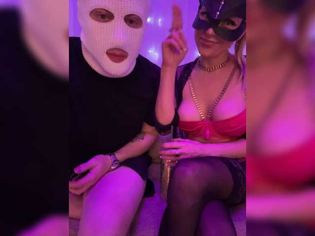 Pusydiamond live cam on BongaCams
