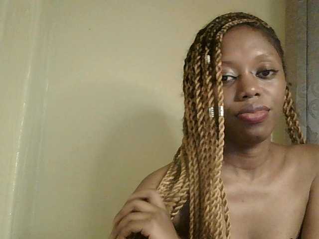 SexyBanni's BongaCams show and profile