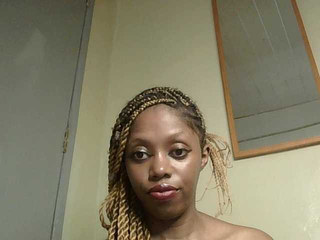 SexyBanni's BongaCams show and profile