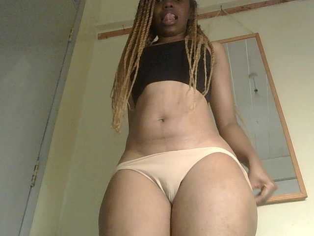 SexyBanni's BongaCams show and profile