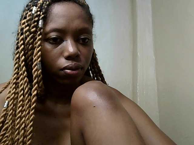 SexyBanni's BongaCams show and profile