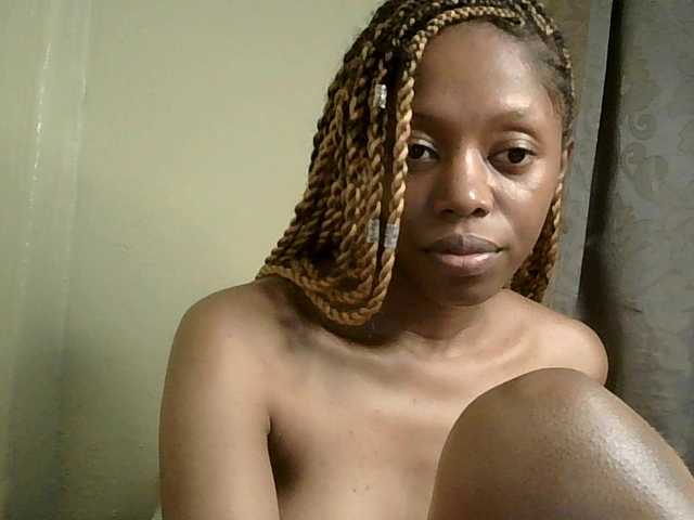 SexyBanni's BongaCams show and profile