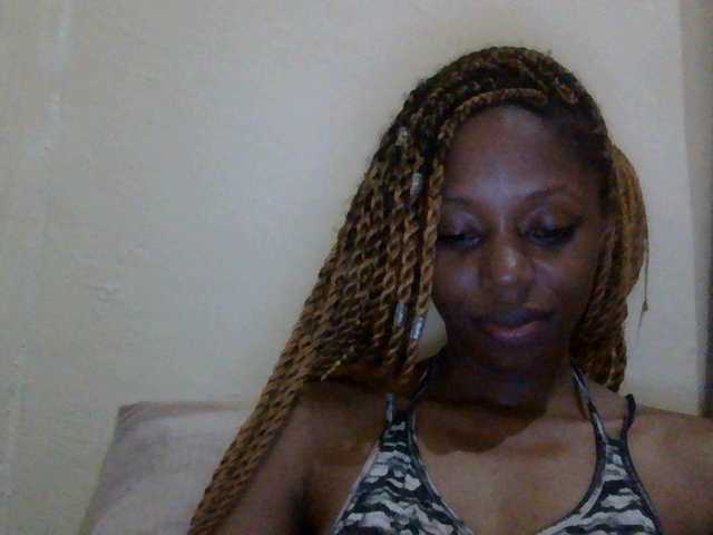 SexyBanni's BongaCams show and profile