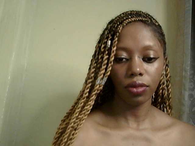 SexyBanni's BongaCams show and profile