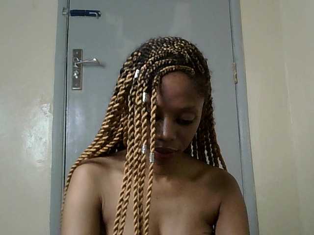 SexyBanni's BongaCams show and profile