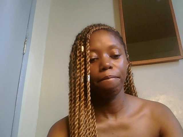 SexyBanni's BongaCams show and profile