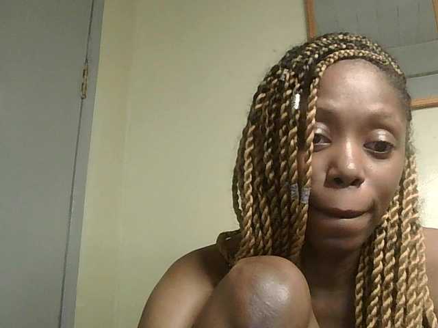 SexyBanni's BongaCams show and profile