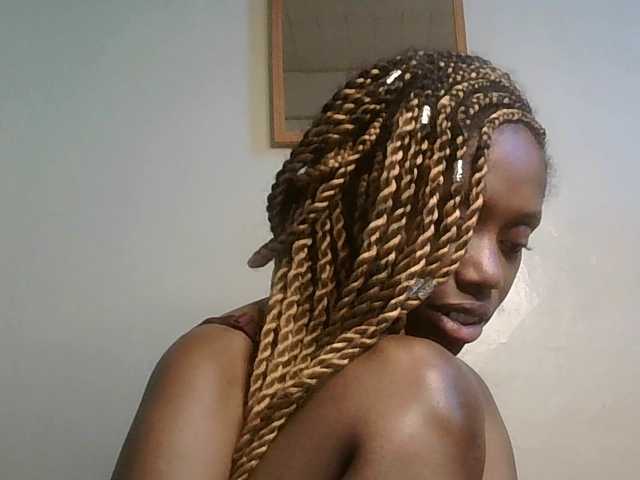 SexyBanni's BongaCams show and profile