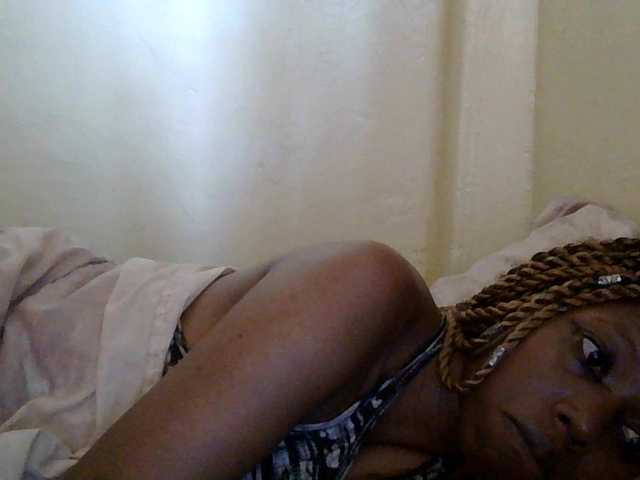 SexyBanni's BongaCams show and profile